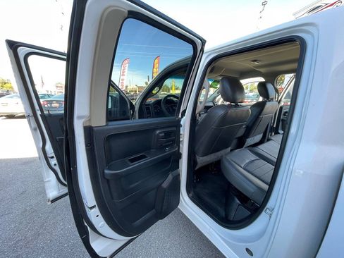 Used 2018 RAM 1500 Tradesman image 11