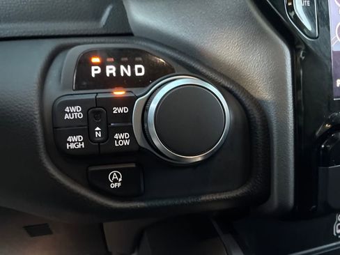 Used 2025 RAM 1500 Big Horn image 24