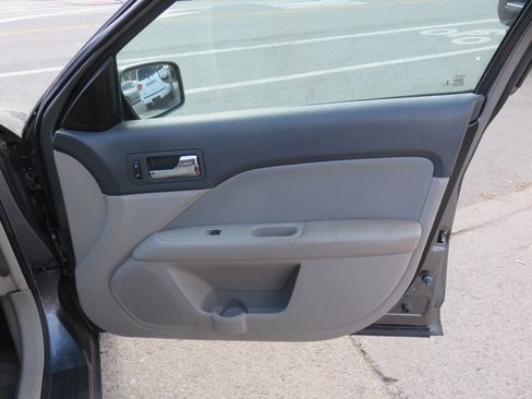 Used 2012 Ford Fusion SE image 23