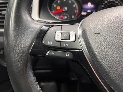 Used 2018 Volkswagen Atlas SEL image 18