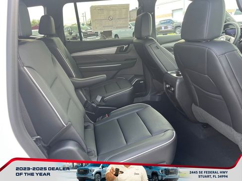 New 2026 Buick Enclave Preferred image 18