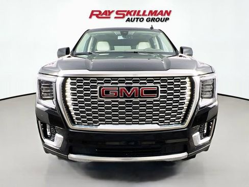 Used 2022 GMC Yukon Denali w/ Max Trailering Package AWD/4WD image 2