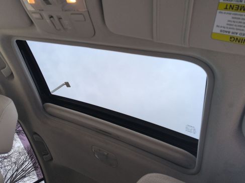 Used 2015 Subaru Crosstrek 2.0i Premium w/ Moonroof Package image 12