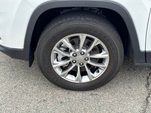 Used 2022 Jeep Cherokee Latitude Lux image 10