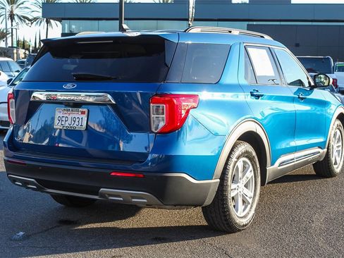 Used 2022 Ford Explorer XLT w/ Equipment Group 202A image 9