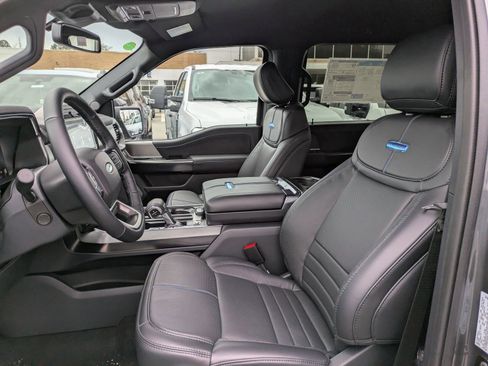 New 2025 Ford F150 Platinum w/ FX4 Off-Road Package image 22