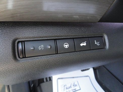 Used 2022 Nissan Pathfinder Platinum AWD/4WD image 28