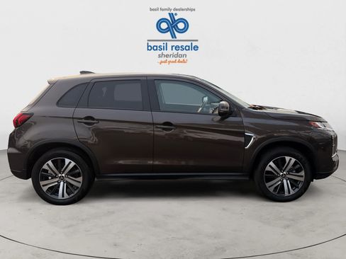 Used 2025 Mitsubishi Outlander Sport SE AWD/4WD image 6