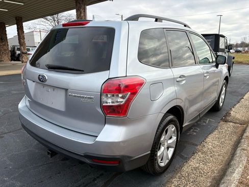 Used 2016 Subaru Forester 2.5i Premium w/ All-Weather Package image 7