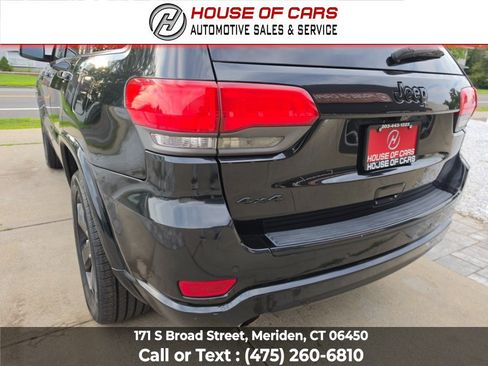 Used 2015 Jeep Grand Cherokee Altitude AWD/4WD image 16