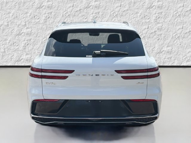Used 2026 Genesis GV70 2.5T AWD/4WD image 4