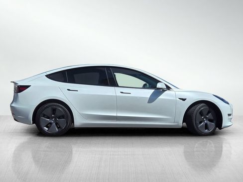 Used 2023 Tesla Model 3 Standard Range RWD image 4