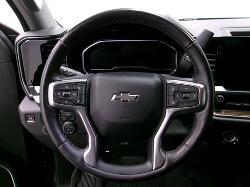 Certified 2022 Chevrolet Silverado 1500 RST image 6