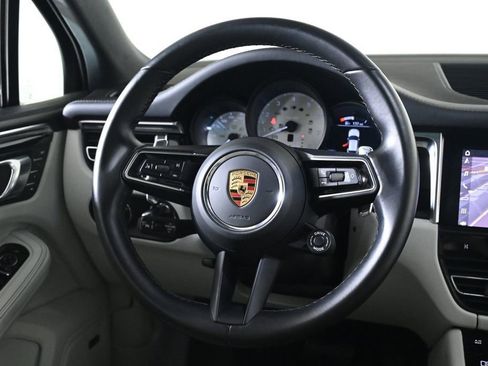 Certified 2024 Porsche Macan S image 13