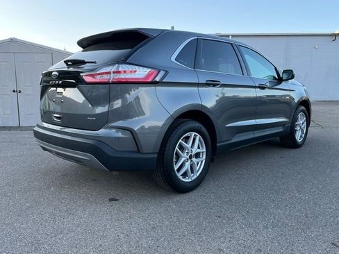 Used 2024 Ford Edge SEL image 5