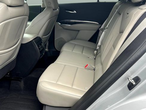 Used 2019 Cadillac XT4 Luxury image 10