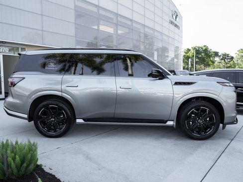 Certified 2026 INFINITI QX80 4WD w/ Sport Exterior Package image 25