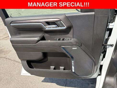 Used 2024 Chevrolet Silverado 1500 LTZ AWD/4WD image 37