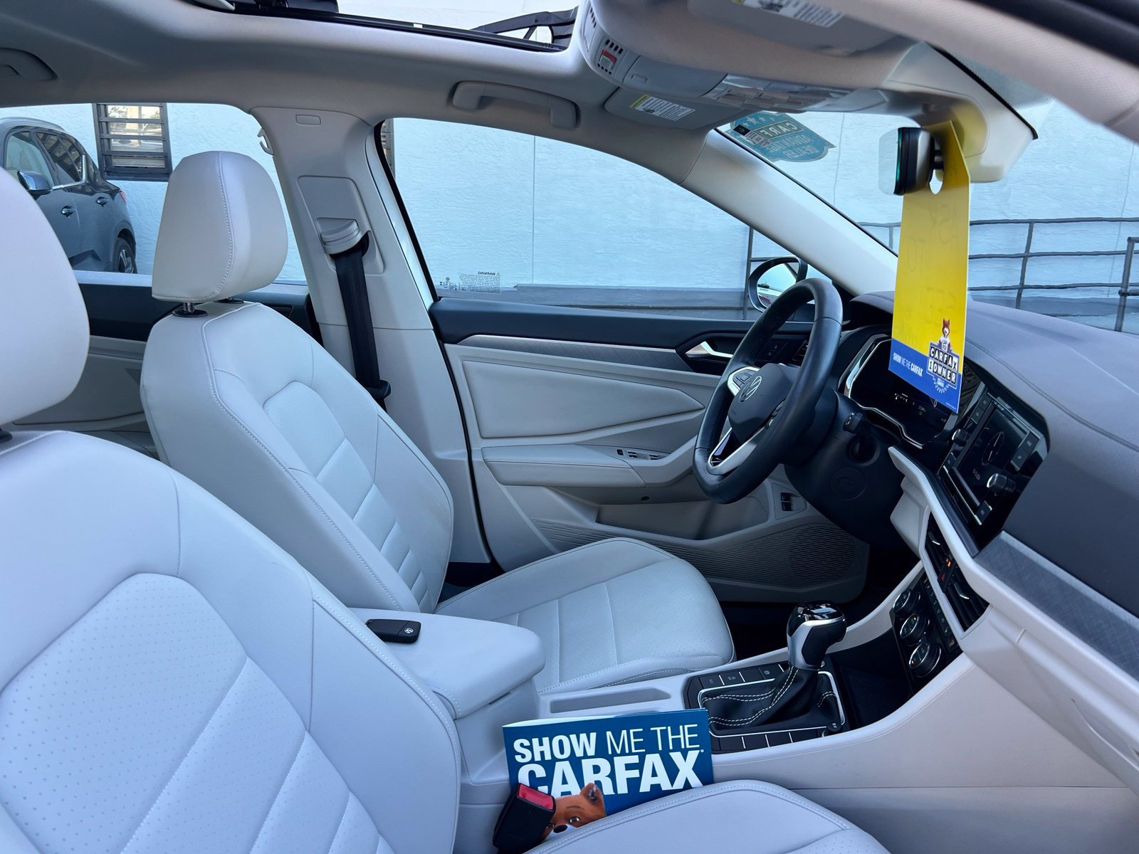 Used 2024 Volkswagen Jetta SE w/ Panoramic Sunroof Package FWD image 64