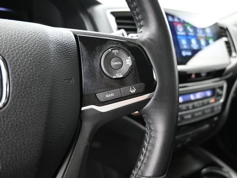 Used 2019 Honda Pilot Touring image 7