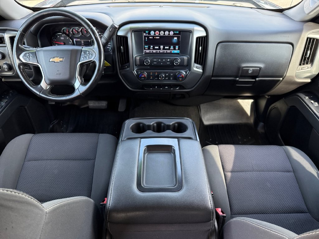 Used 2018 Chevrolet Silverado 1500 LT w/ LT Eassist Package AWD/4WD image 12