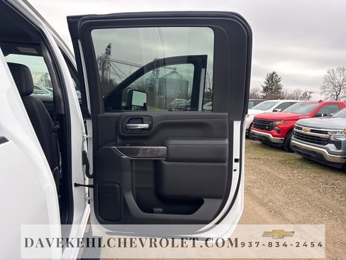 Used 2022 Chevrolet Silverado 3500 LTZ w/ LTZ Convenience Package image 83