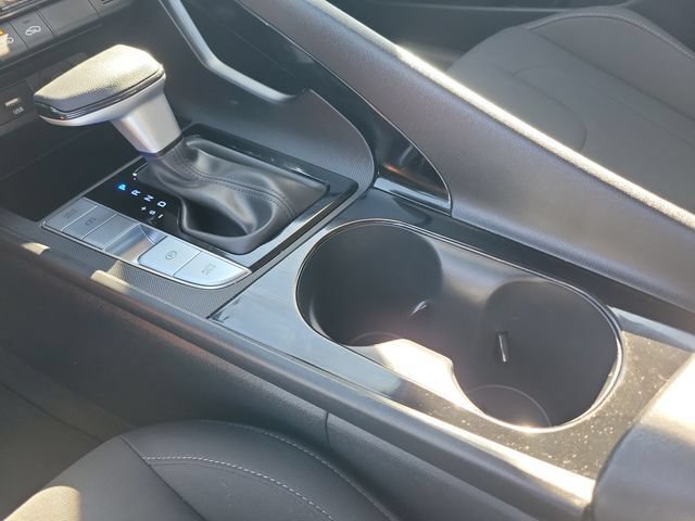 Certified 2026 Hyundai Elantra Hybrid FWD image 16