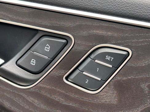 Used 2023 Audi Q8 Premium Plus w/ Premium Plus Package AWD/4WD image 60