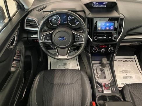 Used 2022 Subaru Forester Premium AWD/4WD image 2