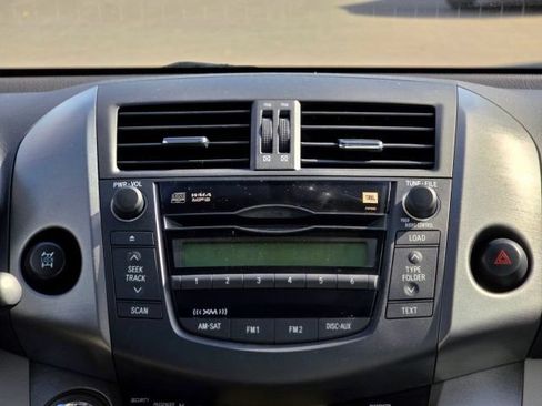 Used 2011 Toyota RAV4 Limited w/ Limited Extra Value Pkg AWD/4WD image 20