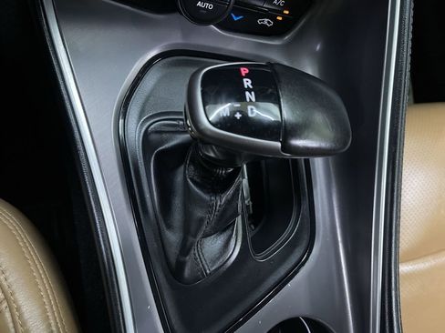 Used 2022 Dodge Challenger GT w/ Plus Package image 25