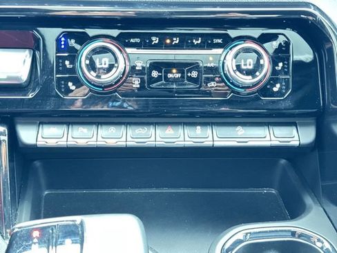 Used 2026 GMC Sierra 1500 AT4 w/ AT4 Premium Package image 18