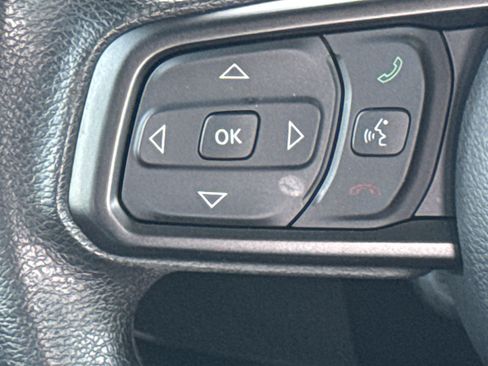 Used 2022 Jeep Wrangler Unlimited Sport AWD/4WD image 18