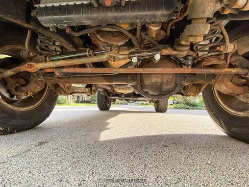 Used 2002 Jeep Wrangler Sahara AWD/4WD image 89