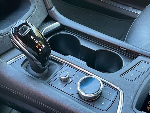 Used 2020 Cadillac XT5 Premium Luxury image 16