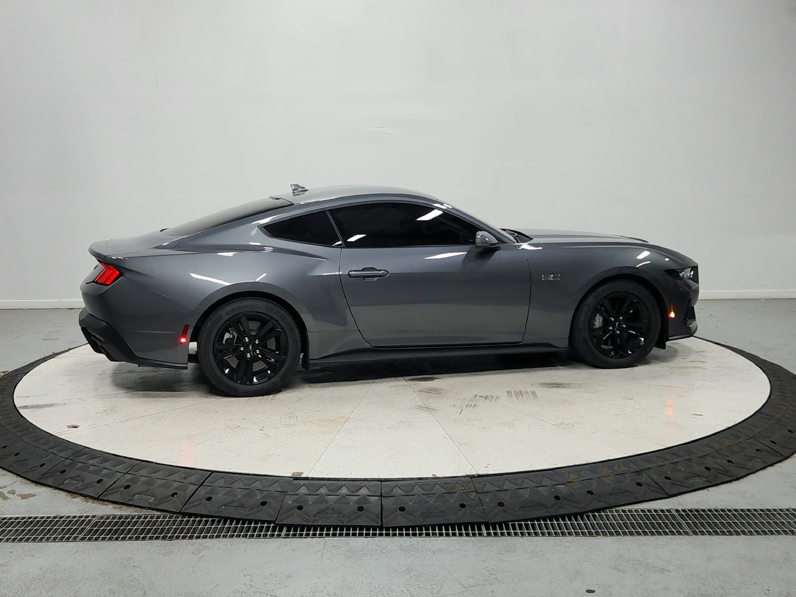 Used 2026 Ford Mustang GT RWD image 9