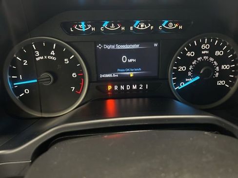 Used 2015 Ford F150 XLT w/ Equipment Group 301A Mid AWD/4WD image 20