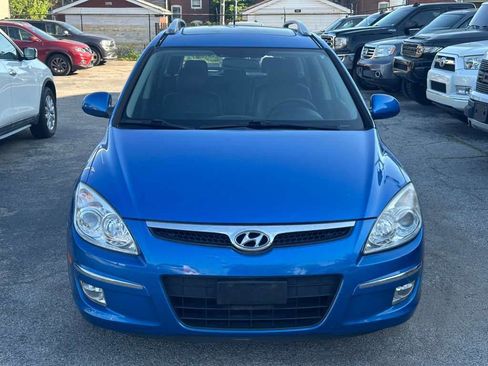 Used 2012 Hyundai Elantra FWD image 2