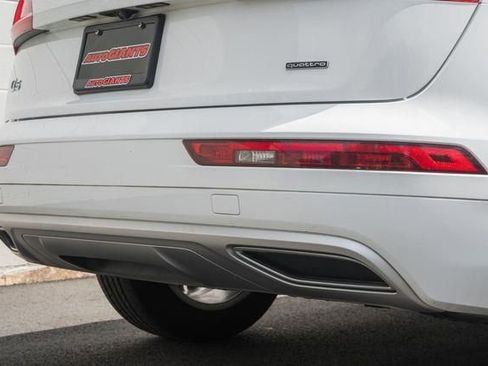 Used 2019 Audi Q5 2.0T Premium w/ Convenience Package image 11