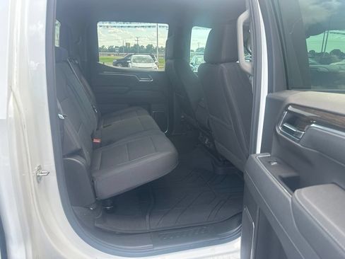 Used 2026 Chevrolet Silverado 1500 LT AWD/4WD image 11