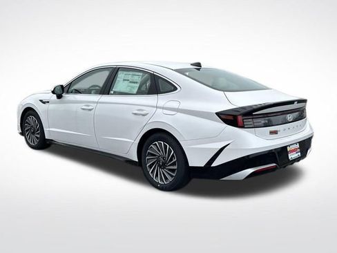 New 2025 Hyundai Sonata SEL image 3