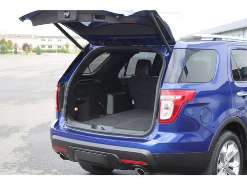 Used 2014 Ford Explorer Limited w/ Equipment Group 302A AWD/4WD image 14