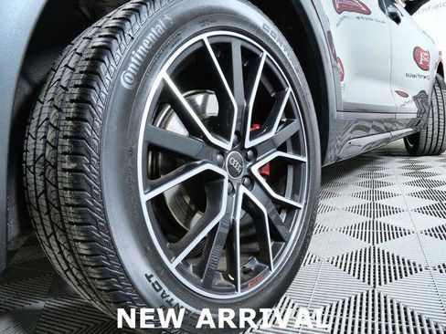 Used 2023 Audi SQ5 Premium Plus w/ Premium Plus Package AWD/4WD image 9