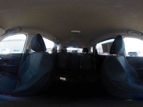 Used 2025 Nissan Rogue SV image 43