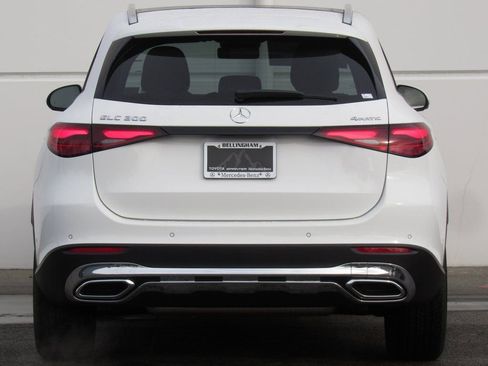 New 2026 Mercedes-Benz GLC 300 4MATIC image 7