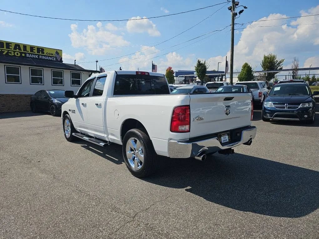Used 2015 RAM 1500 Big Horn RWD image 3