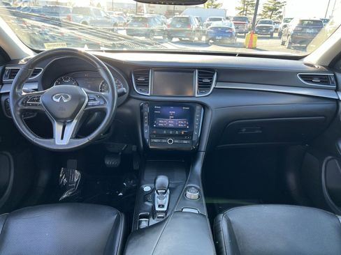 Used 2019 INFINITI QX50 Essential w/ Premium Heat Package image 23