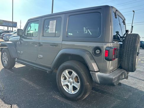 Used 2019 Jeep Wrangler Unlimited Sport S AWD/4WD image 16