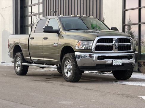 Used 2015 RAM 2500 Tradesman w/ Chrome Appearance Group image 4