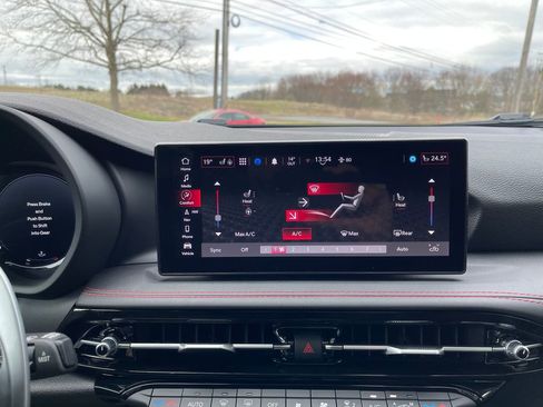 New 2024 Dodge Hornet R/T Plus image 27